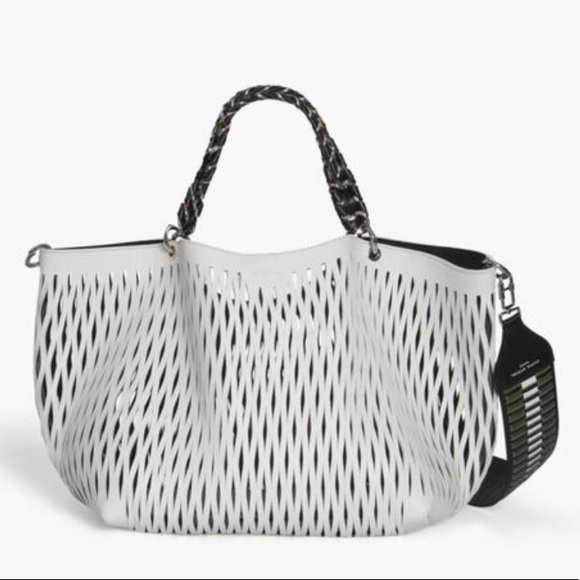 Sonia Rykiel
Panier Le Baltard Basket White Leather Tote - Picture 6 of 9
